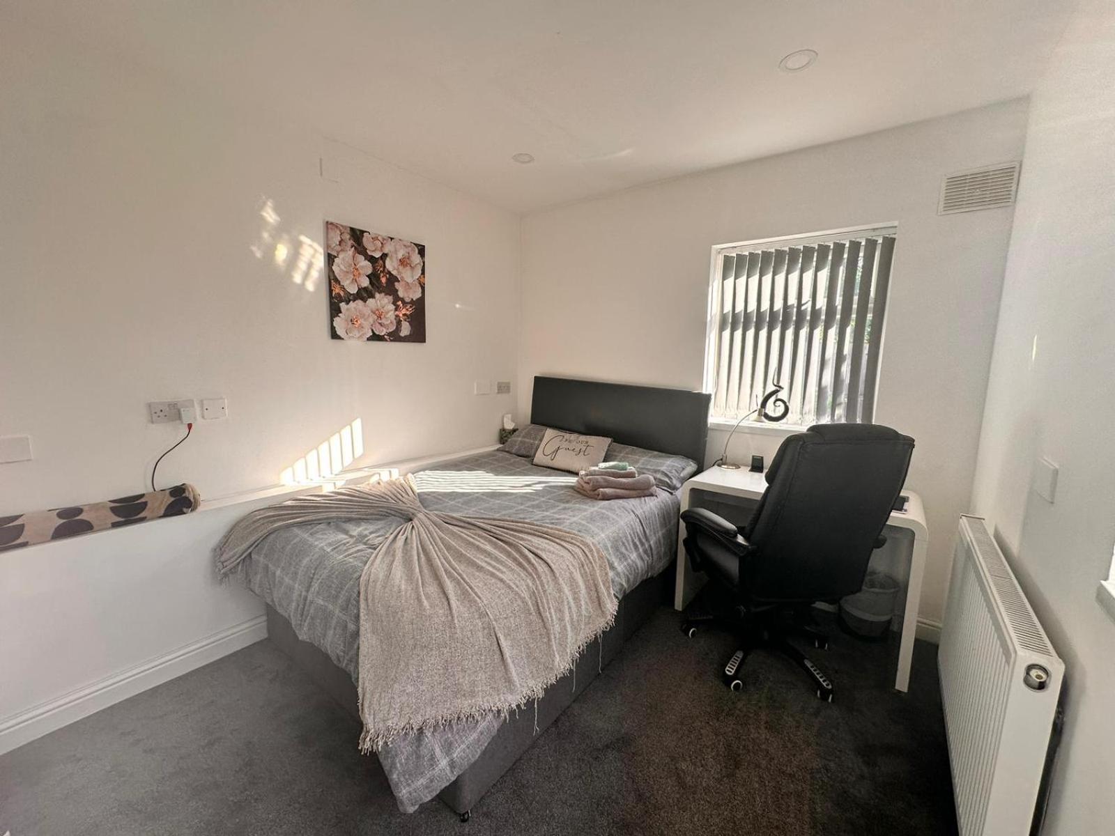 Birmingham Blissful Apartment With 2 Bedrooms Экстерьер фото